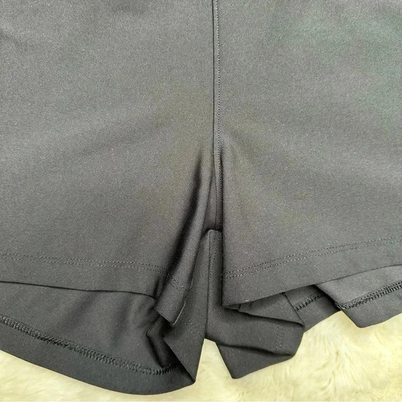 Old Navy Active Powersoft Yoga Shorts Black Pockets High Waist Size Medium - Picture 8 of 16